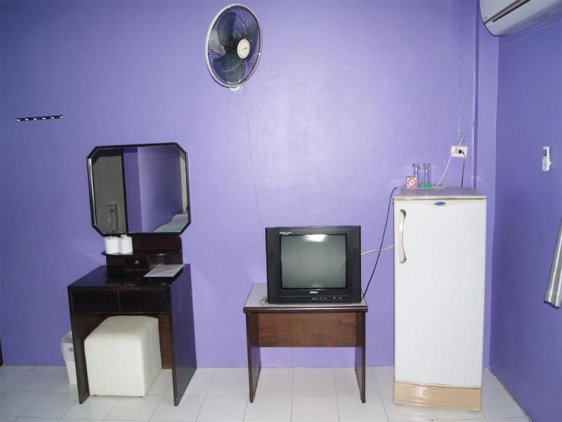 Pineapple Guesthouse Karon Buitenkant foto